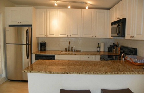 Cape May Condo | Modern and up-to date second-floor BEACH BLOCK END UNIT!
