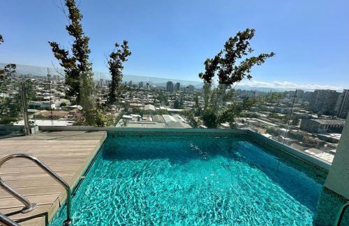 Downtown Santiago Apartment | Modern and Warm, Well located
