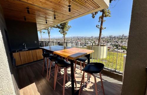 Downtown Santiago Apartment | Modern and Warm, Well located