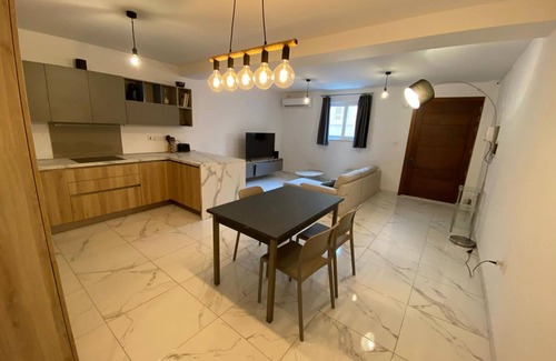 Gzira Apartment | Modern Apart Heart Of Sliema V122
