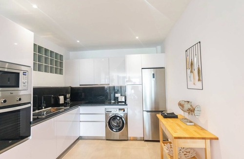 Competa Apartment | Modern Apartment in Cómpeta I with Mountain View, Wi-Fi & Terrace