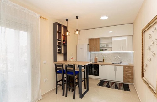 Vlore Apartment | Modern Apartment in Vlora