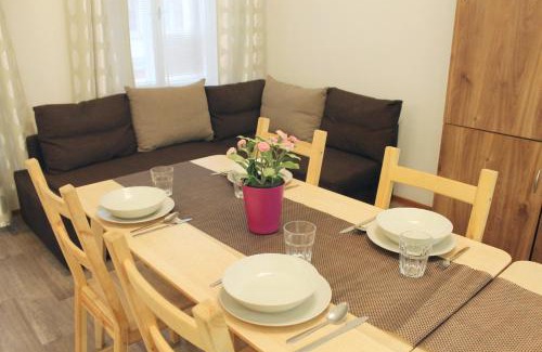 Nove Mesto Apartment | Modern Apartment Ve Smečkách 28