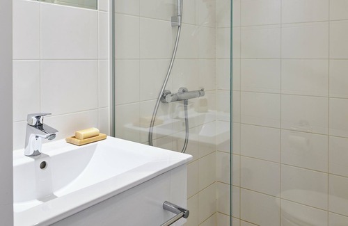 Westende Apartment | Modern Apartment With a Microwave, Near the Sea