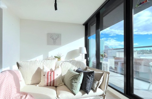 Hawthorn East Apartment | Modern Apt in Hawthorn East Free Parking