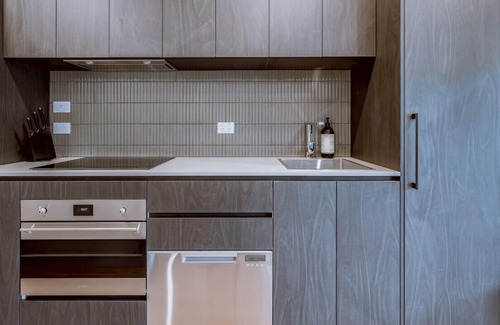 Braddon Apartment | Modern apt in heart of the city