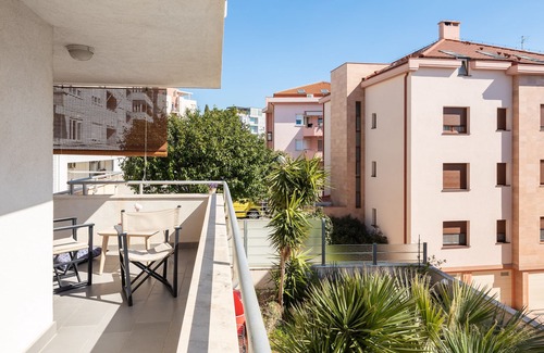 Bacvice Apartment | Modern apt With Terrace 4 min Walk to the Beach