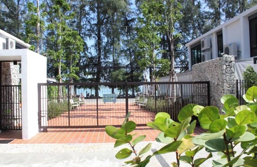 Rawai Apartment | Modern Condo Walk to Rawai Beach C188