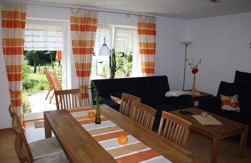 Titmaringhausen Apartment | Modern holiday apartment between Willingen and Winterberg with private terrace
