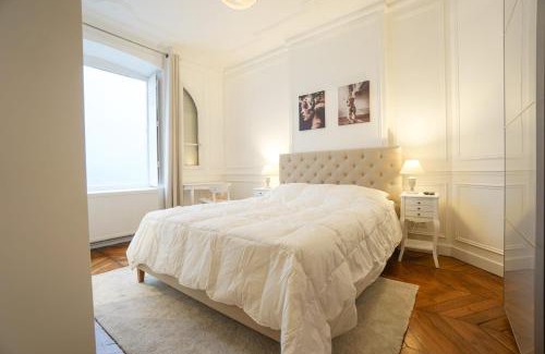 Quartier du Gros-Caillou Apartment | Modern Duplex Close To The Eiffel Tower