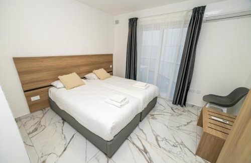 Bugibba Apartment | Modern Escape 3-Bedroom Maisonette with Free Parking