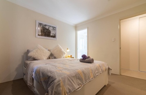 Queens Park House | Modern Family Home in Queens Park, family perfect