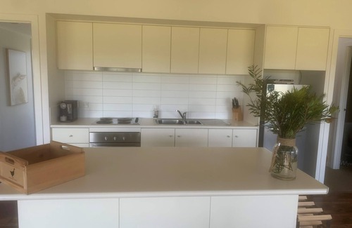 Fyans Creek House | Modern farm house with panoramic views of the Grampians