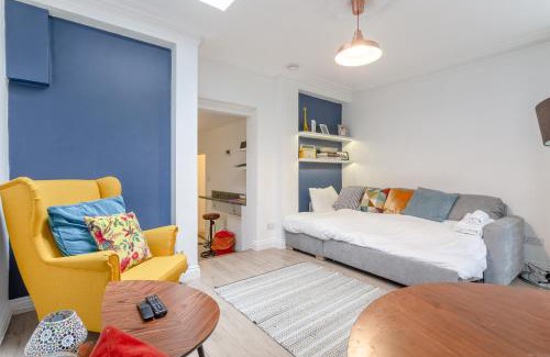 Camden Town Apartment | Modern Garden Apartment Camden