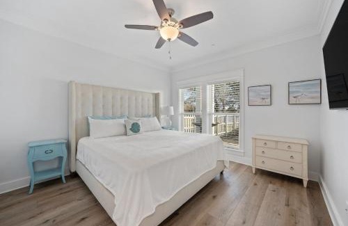 Riviera Beach House | Modern House with pool access near the beach!