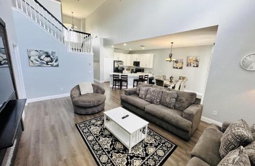 Highlands Reserve House | Modern Kitchen -Close To Parks - Tvs In All Rooms!