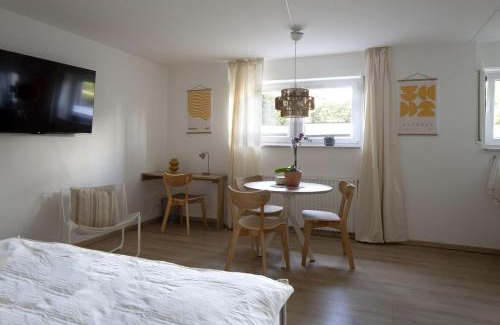 Menden-Holthausen Apartment | Modern Living in Mülheim Your Perfect Stay
