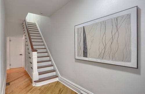 Pittsburgh House | Modern & Spacious 4BD House in Pittsburgh w/Prkg