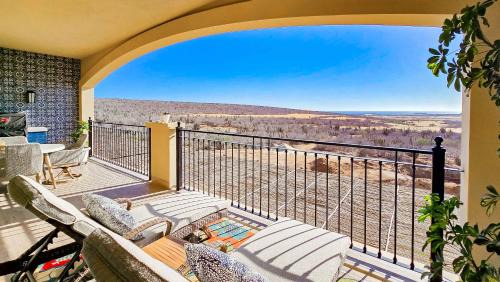 Los Cabos Apartment | Modern Stay Pool Terrace BBQ Resort Amenities