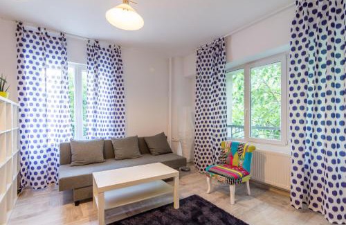 Sector 2 Apartment | Modern Studio near Iancului Metro with WiFi