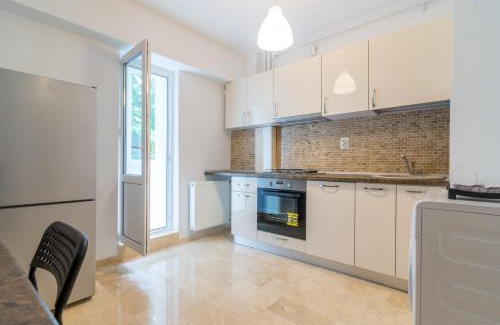 Sector 2 Apartment | Modern Studio near Iancului Metro with WiFi