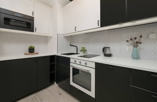 Lodz Apartment | Modern Studio With Balcony by Renters