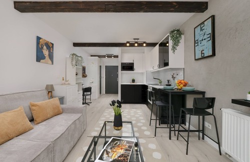 Lodz Apartment | Modern Studio With Balcony by Renters
