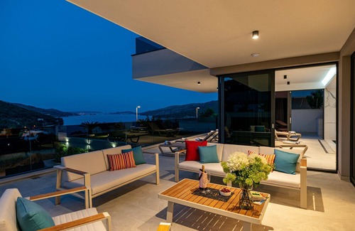 Marina Villa | Modern Trogir Villa | Villa Preko Platinum | 4 Bedrooms | Sauna | Gym | Indoor.