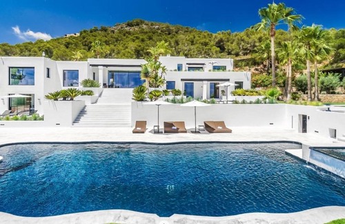 Puig Manya Villa | Modern Villa in the hills of Ibiza