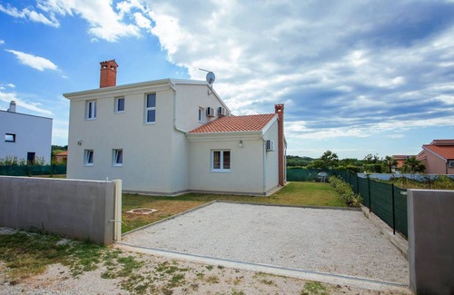 Dracevac House | Modern Villa Anita with Pool near Porec