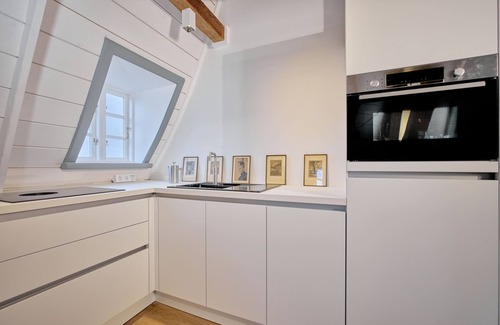 Flensburg House | Moderne, Gemütliche Ferienwohnung in Mühle mit Blick Über Flensburg