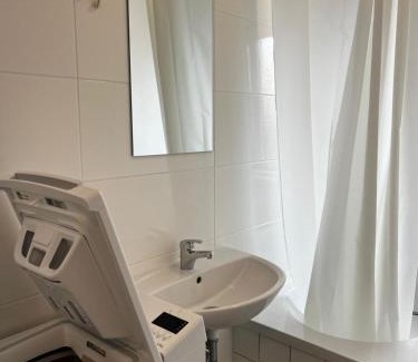 Neumuenster Apartment | Moderne Monteursunterkunft 5 Personen Neumünster Nord