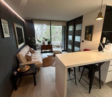 Las Condes Apartment | "Moderno depto para 3 a pasos de centros de Ski"