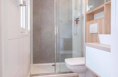 Ede Ski Chalet | ✓ Module at Bospark Ede ✓ Holiday home for 4 persons ✓ Located in Ede (Gelderland) ✓ Holiday park on the Veluwe ✓ Book directly through the park