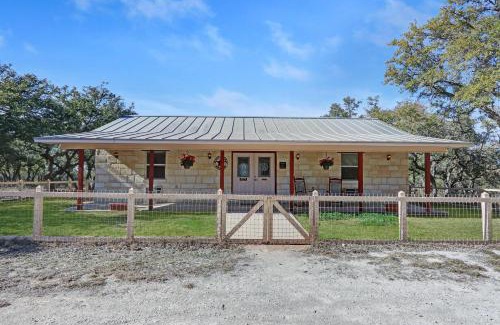 Canyon Lake House | Moe and Jo's Haus