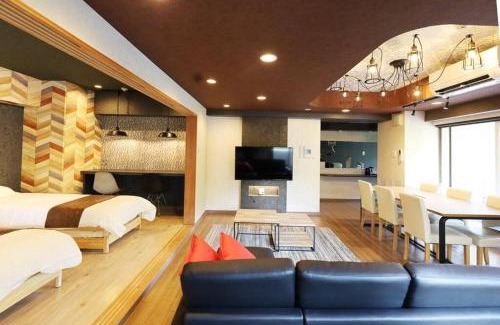 Minami Apartment | MolinHotels201-札幌市定山渓天然温泉に紅葉シーズン到来-W-beds2&S-beds4