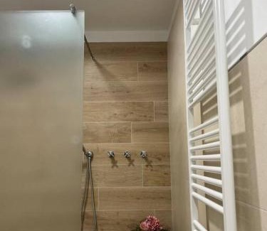 Malgrate House | MOLO 7 - ANTESITUM - classic, modern and cozy