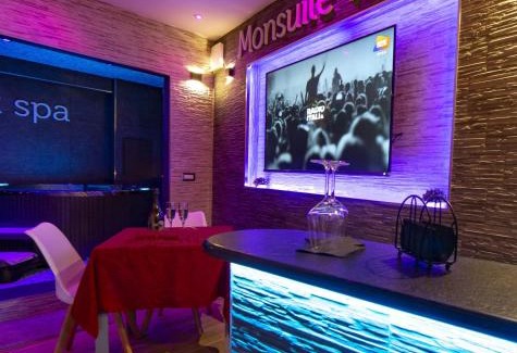 Monserrato Apartment | Monsuite Relais 3 - Black Suite