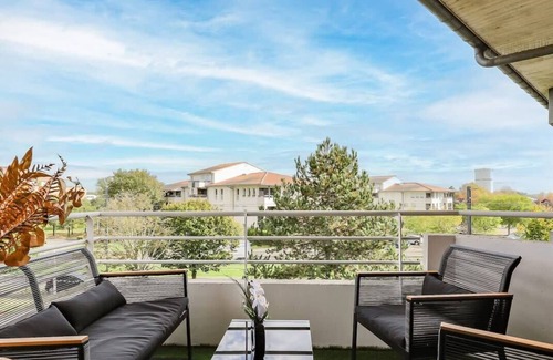 Blagnac Apartment | Montaigne - Proche Tram - 5min Aéroport