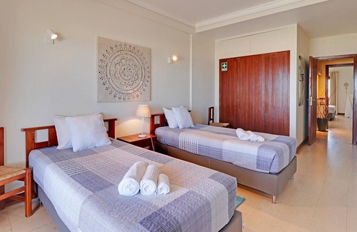 Vila Real Santo Antonio Apartment | Monte Gordo Beachview 2 by Homing