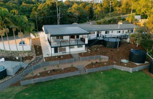 Montville House | Monty's House