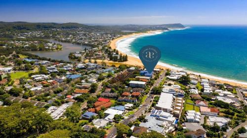 Terrigal House | Moon Glow Views, Short Walk To Beach Accom Holidays