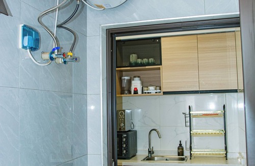 Lavington Apartment | Moonlight Manor by Edmor Suites.