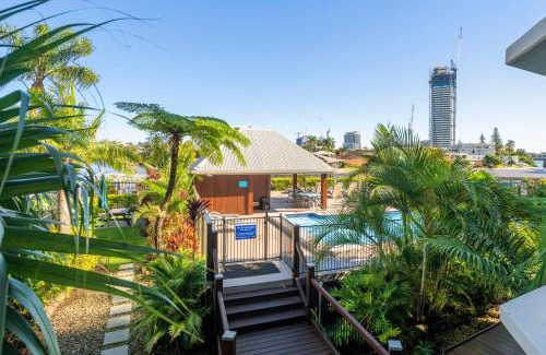 Surfers Paradise Apartment | Moorings On Cavill Surfers Paradise