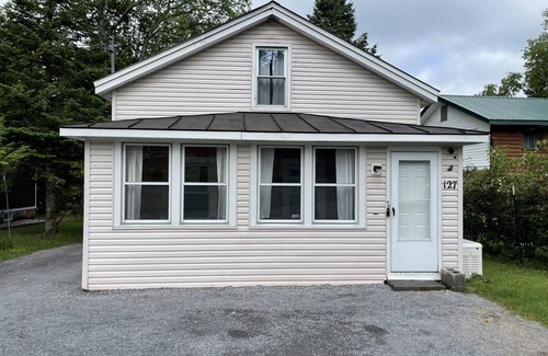 Old Forge House | Moose River Bungalow Rustic 3BR all year round