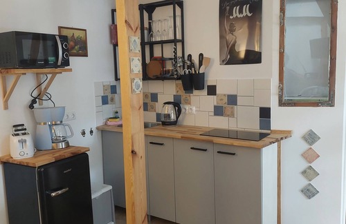 Oberhavel Apartment | Moosgrün accommodation-charming small apartment- vacation apartment Atelier