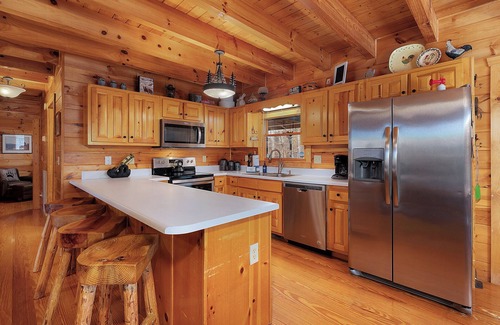 Ellijay Cabin | Moosin' Around Ellijay GA