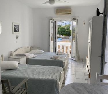 Paros Apartment | Moschoula Studios
