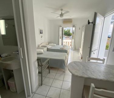 Paros Apartment | Moschoula Studios