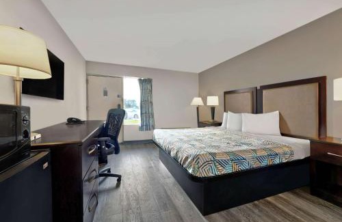 McDonough Hotel | Motel 6 McDonough, GA